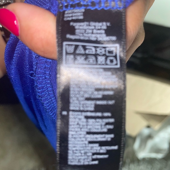 New Forever 21 Top - Picture 7 of 8